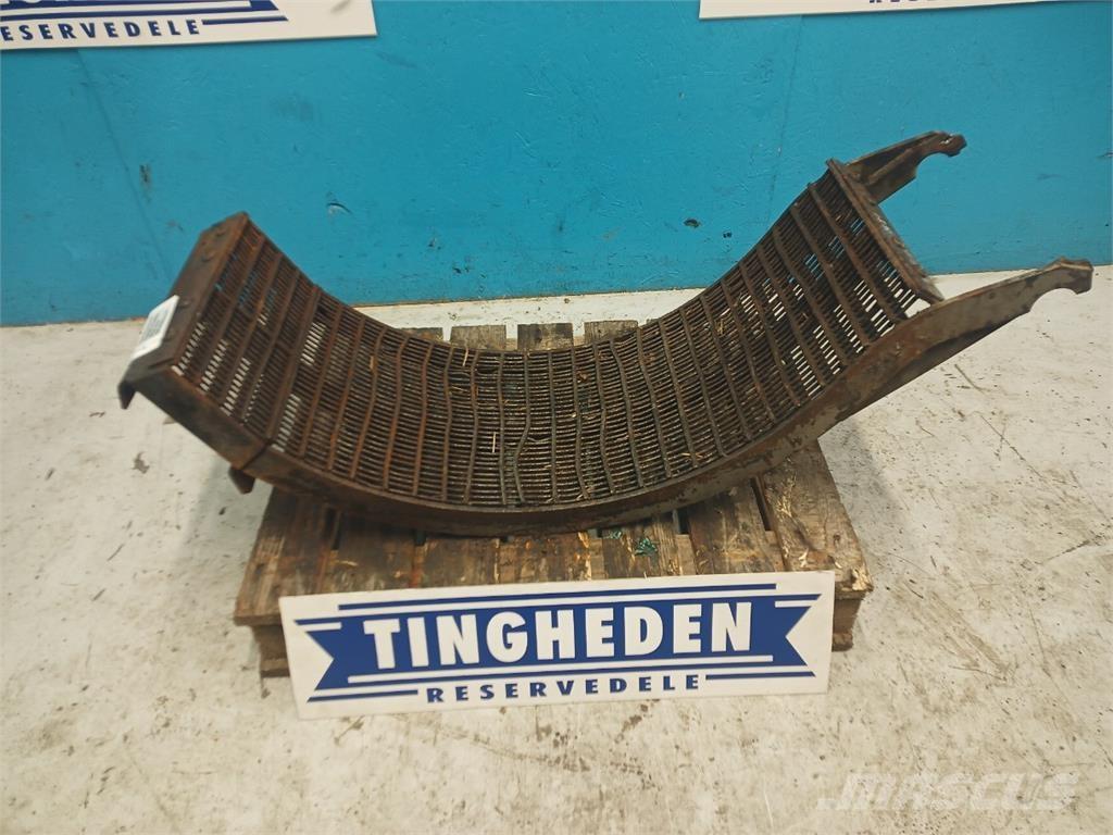 CASE 1680 Combine harvester accessories