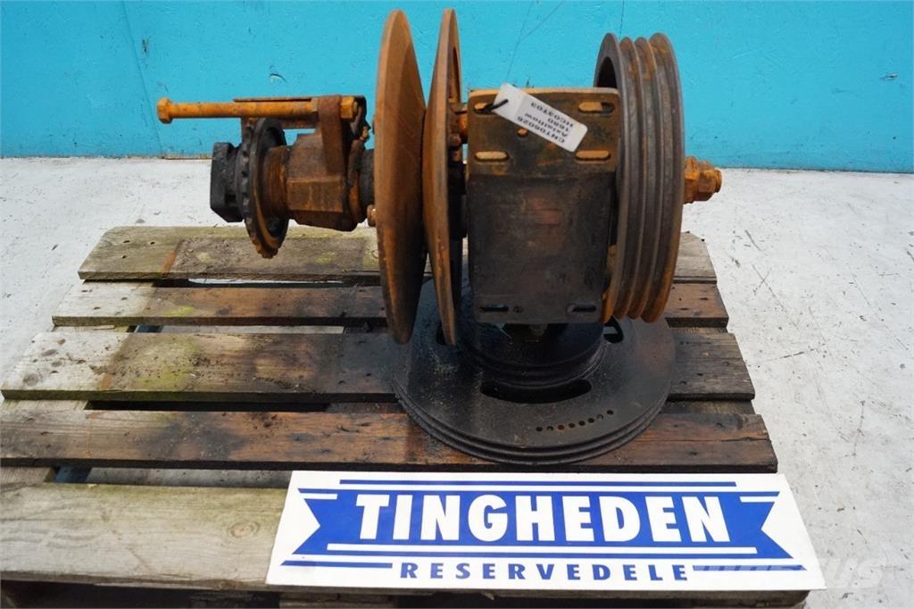 CASE 1680 Transmission