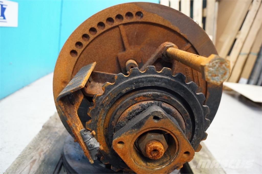 CASE 1680 Transmission