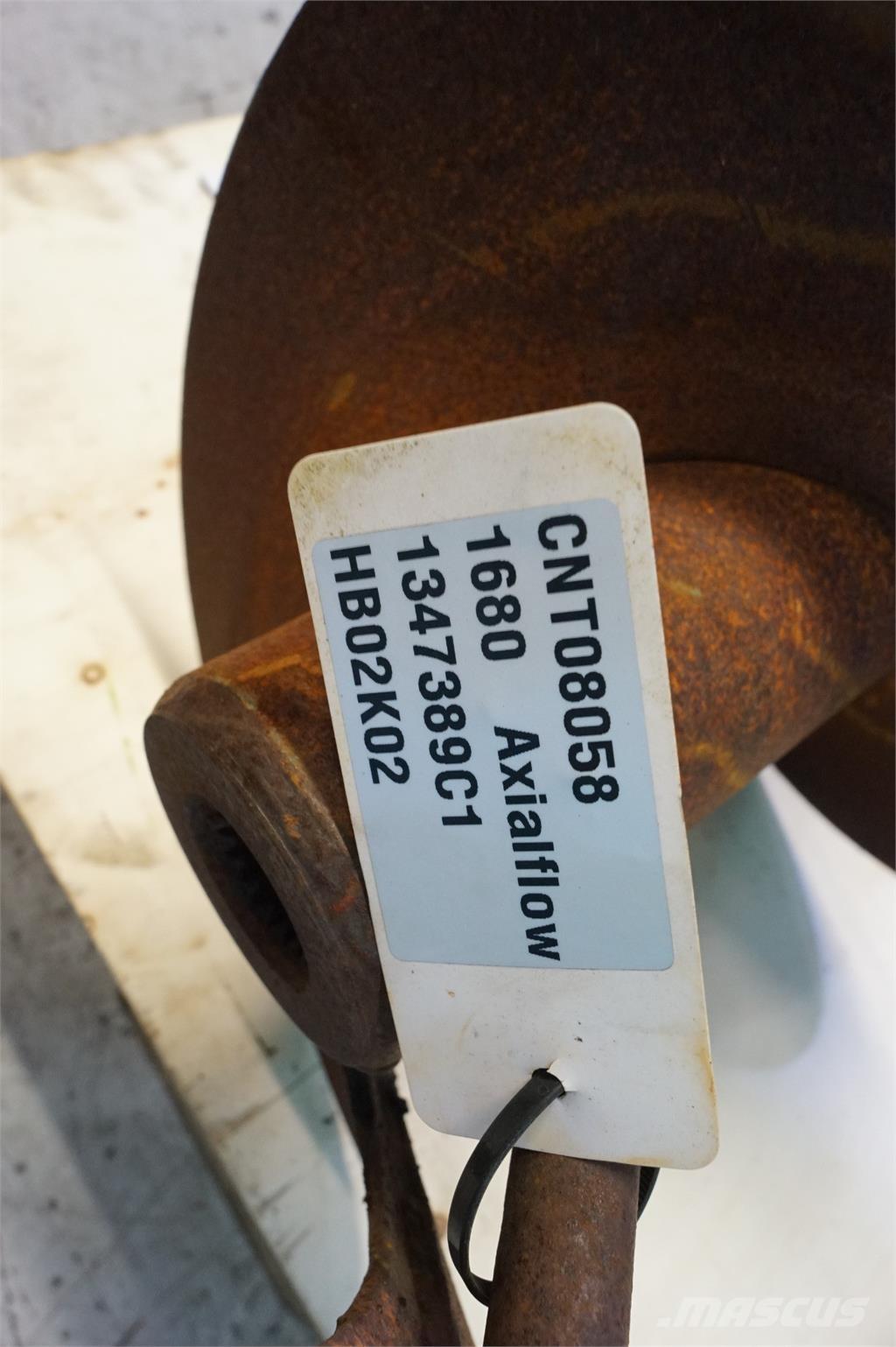 CASE 1680 Combine harvester accessories