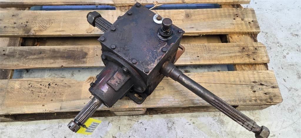 CASE 1680 Transmission