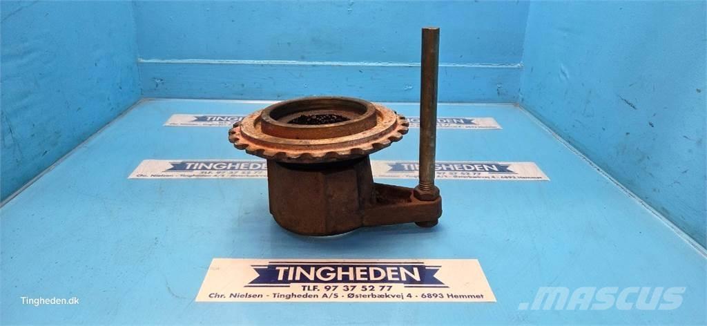 CASE 1680 Combine harvester accessories