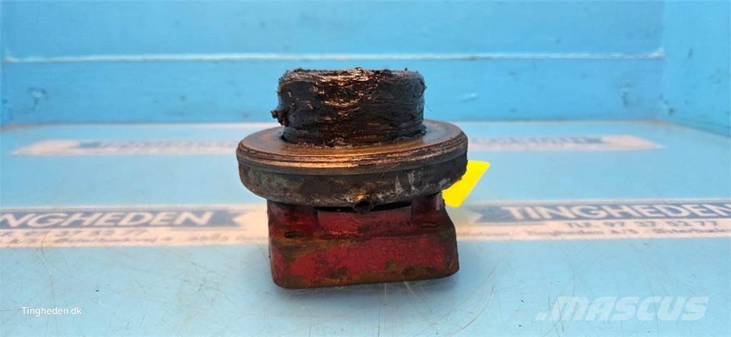 CASE 1680 Combine harvester accessories