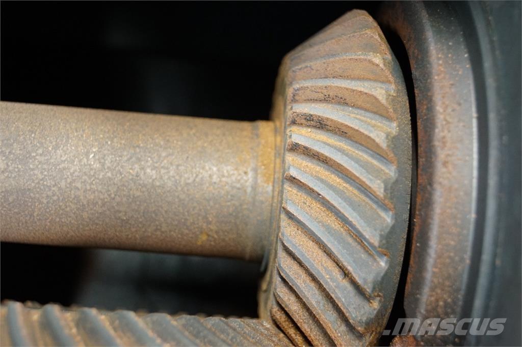 CASE 2188 Transmission