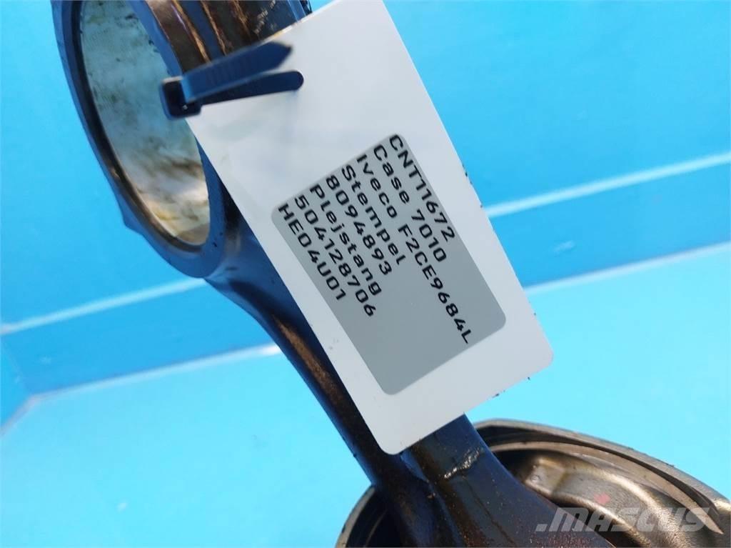 CASE 7010 Engines
