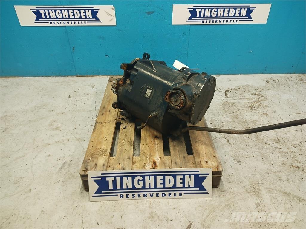 CASE 8010 Transmission