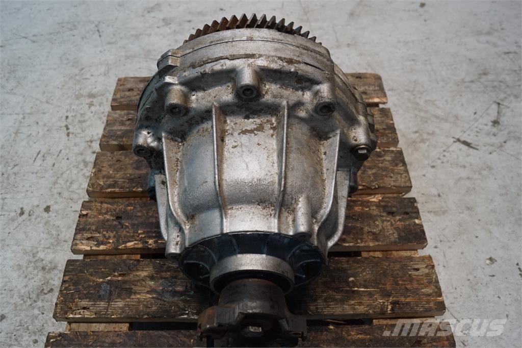 CASE 8010 Transmission