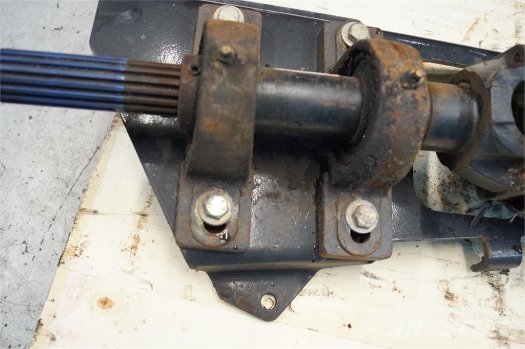 CASE 8010 Transmission