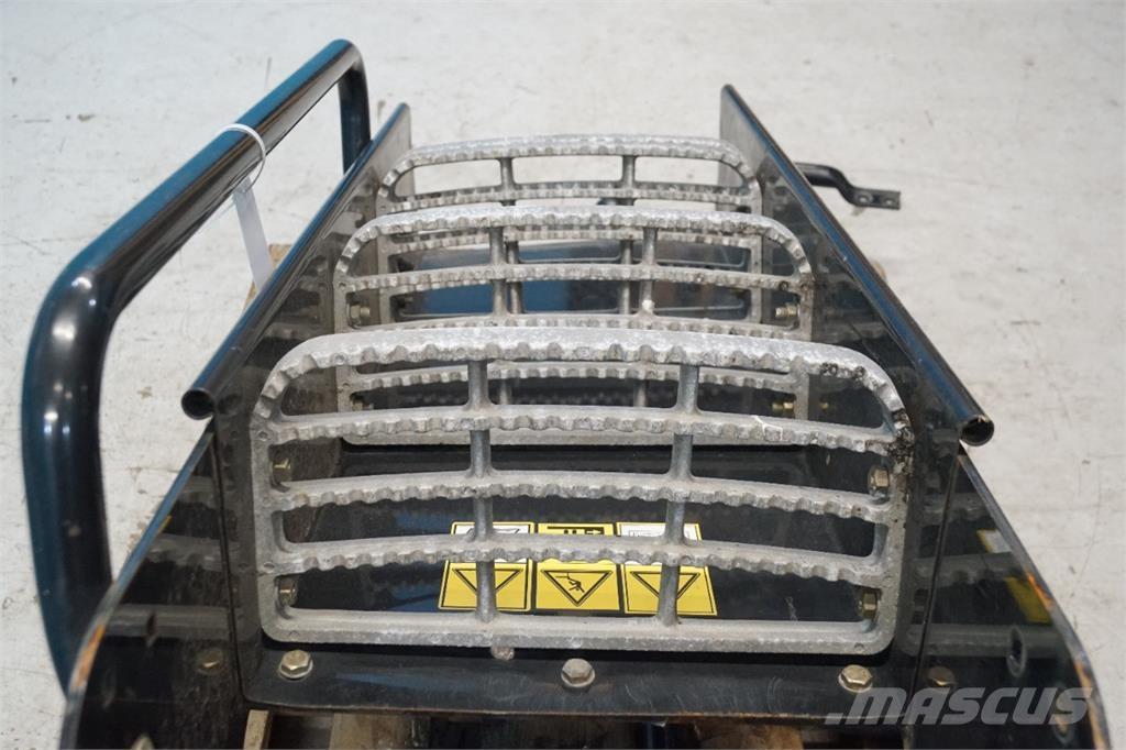 CASE 8010 Agriculture - Others