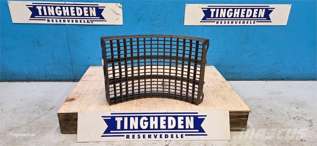 CASE 8010 Combine harvester accessories