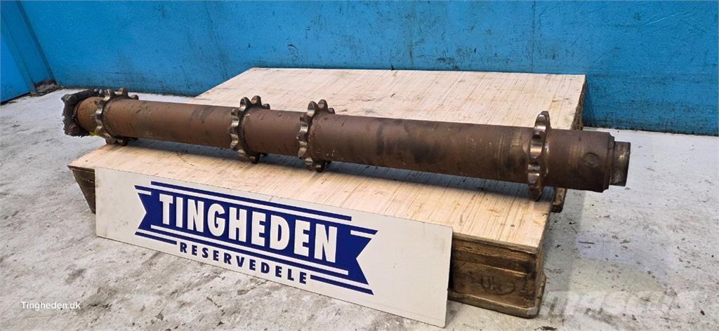 CASE 8010 Combine harvester accessories