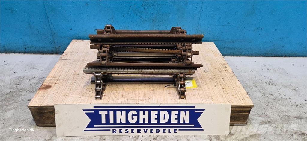 CASE 8010 Combine harvester accessories