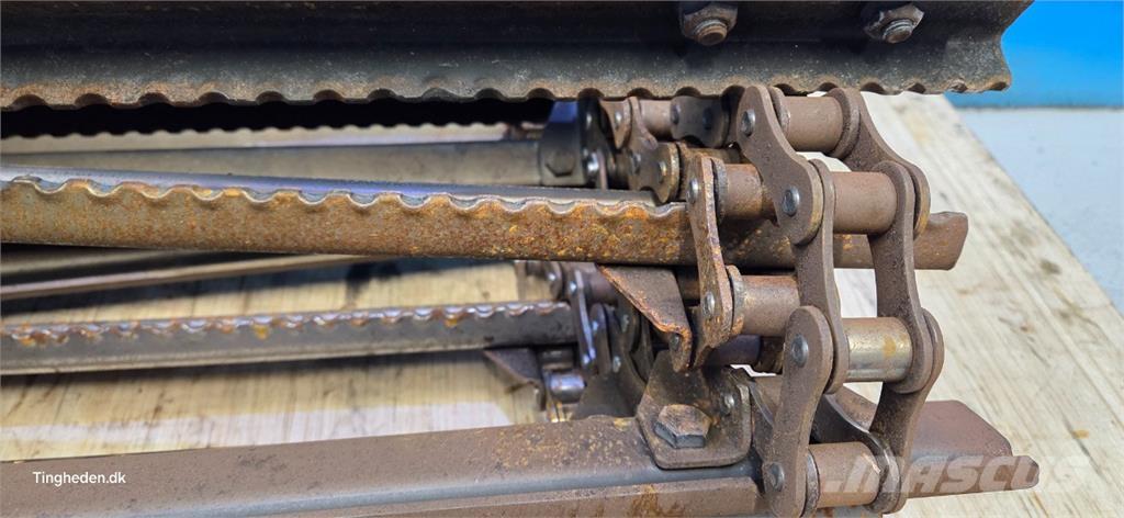 CASE 8010 Combine harvester accessories