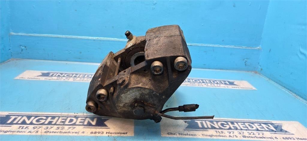 CASE 8010 Transmission