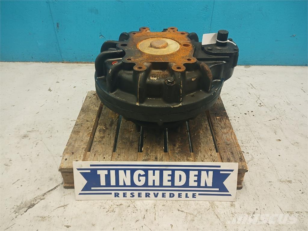 CASE 9010 Combine harvester accessories