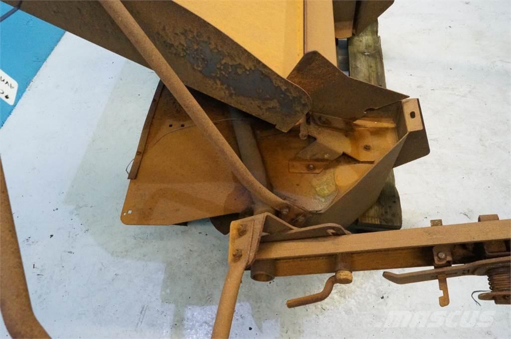 CASE 9010 Combine harvester accessories