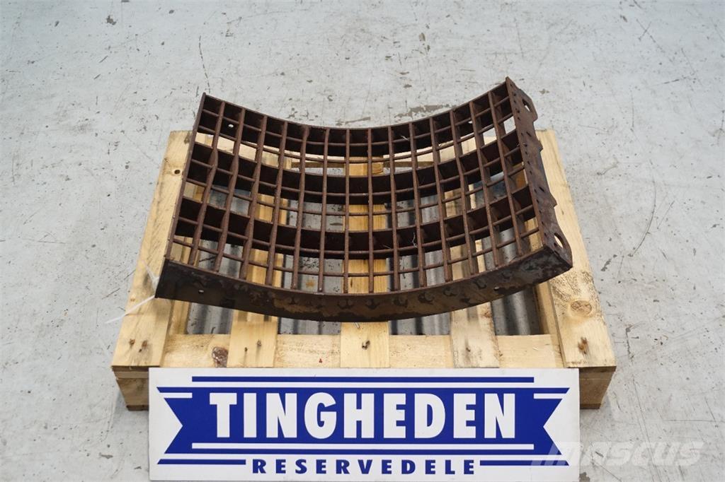 CASE 9230 Combine harvester accessories