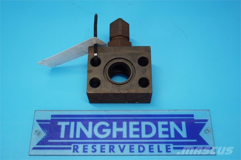 CASE 9230 Combine harvester accessories