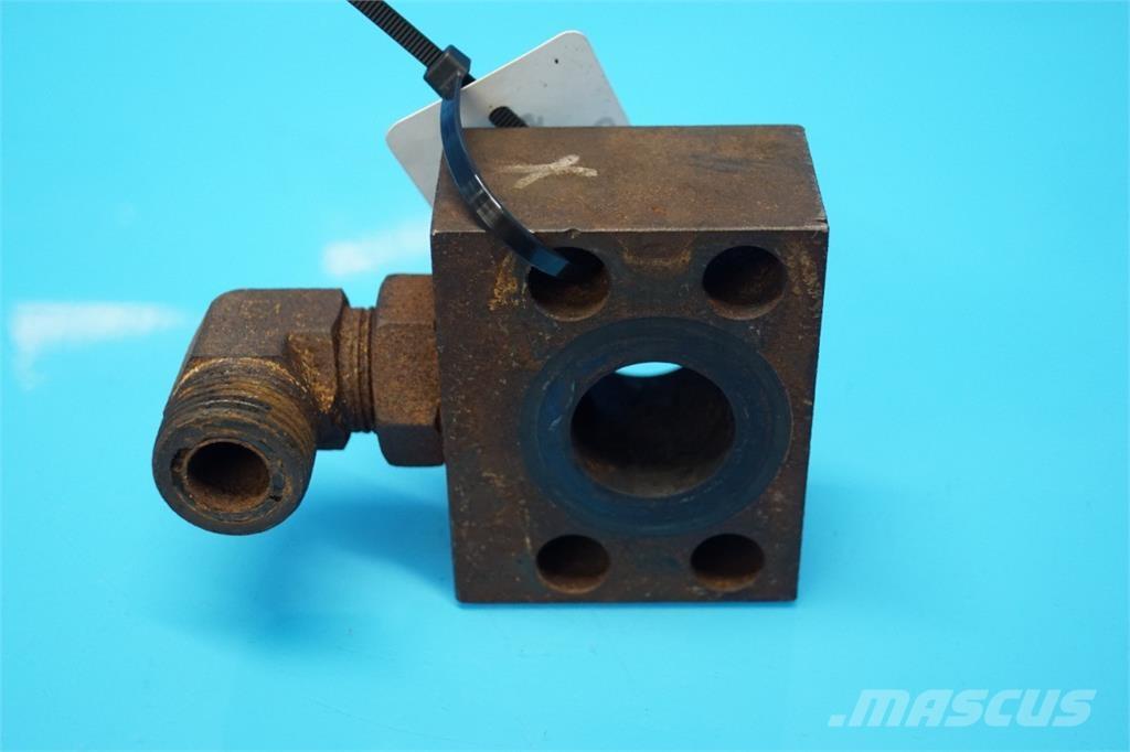 CASE 9230 Combine harvester accessories