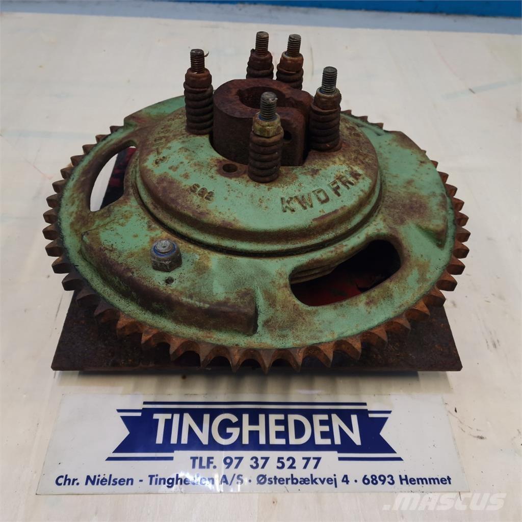 CASE CF80 Combine harvester accessories