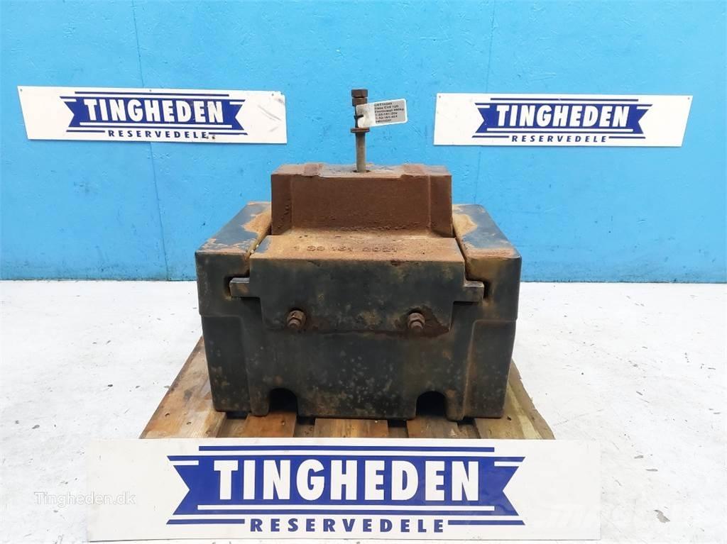 CASE CVX 120 Front weights