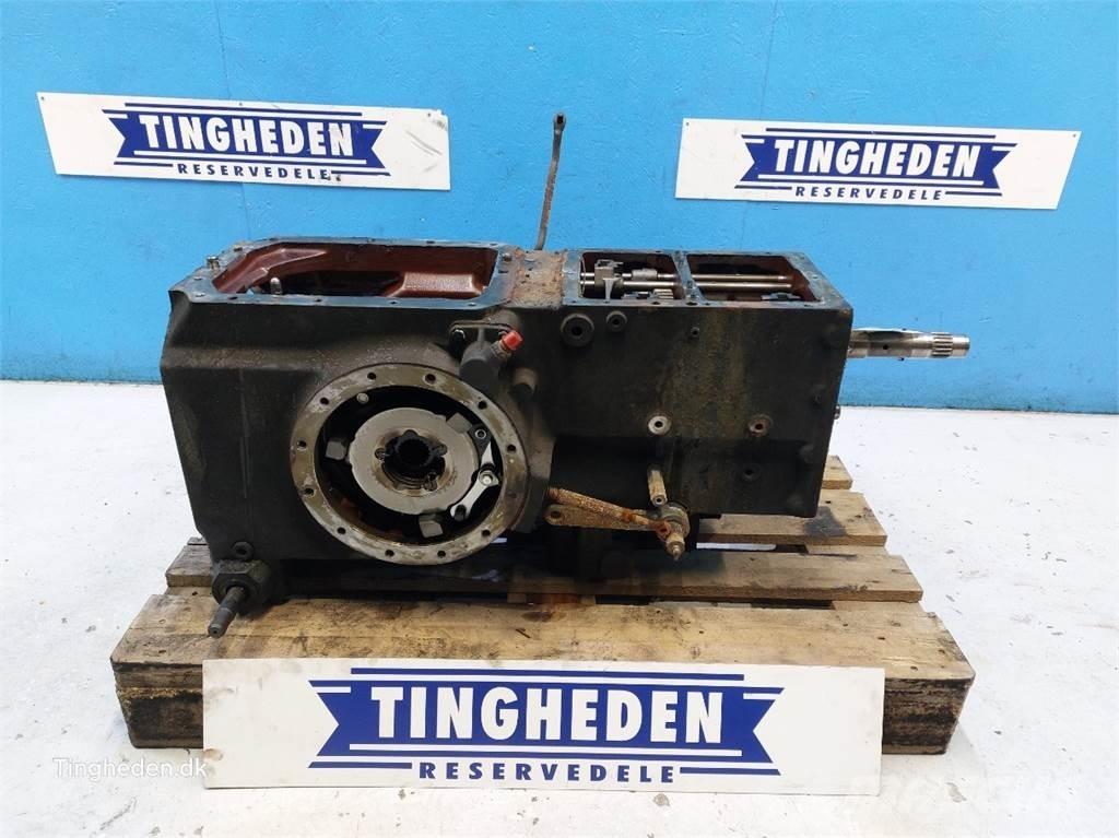 CASE Farmall 95A Transmission