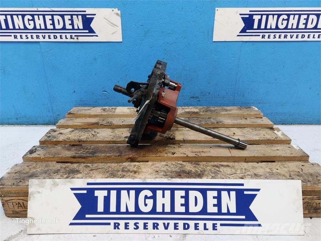 CASE Farmall 95A Transmission