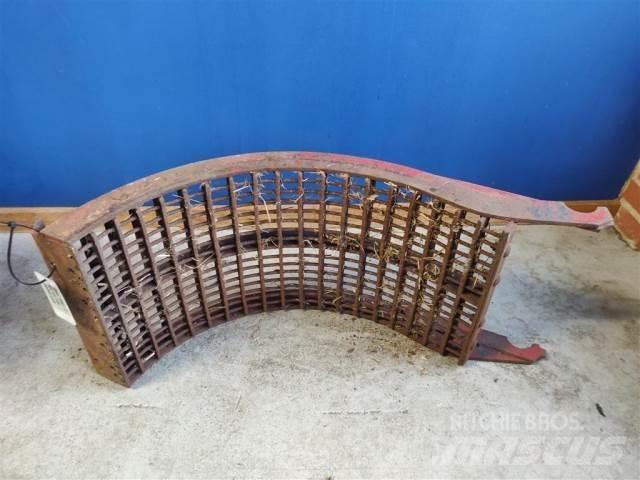 Case IH 1660 Combine harvester accessories