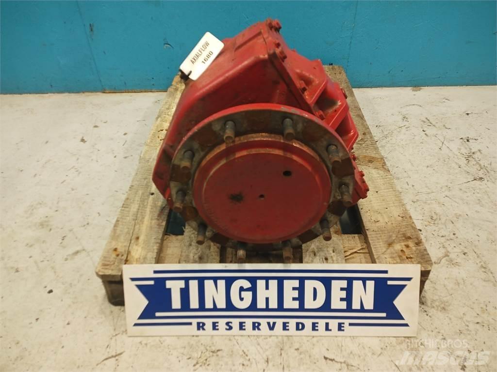 Case IH 1680 Combine harvester accessories