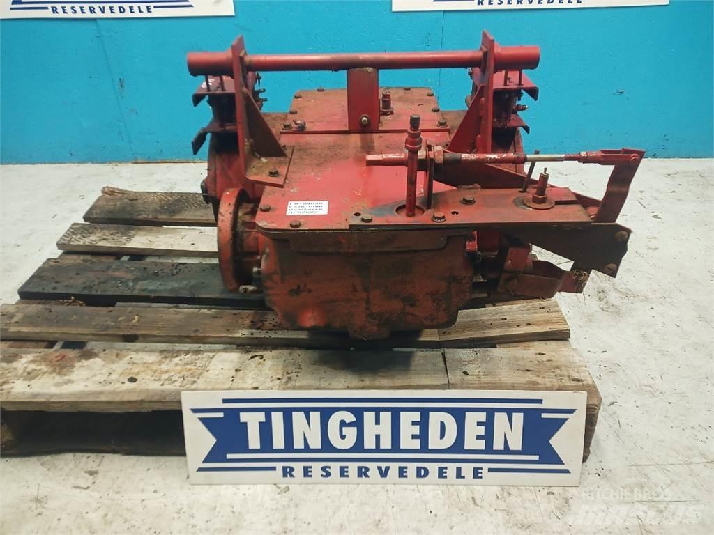 Case IH 1680 Transmission