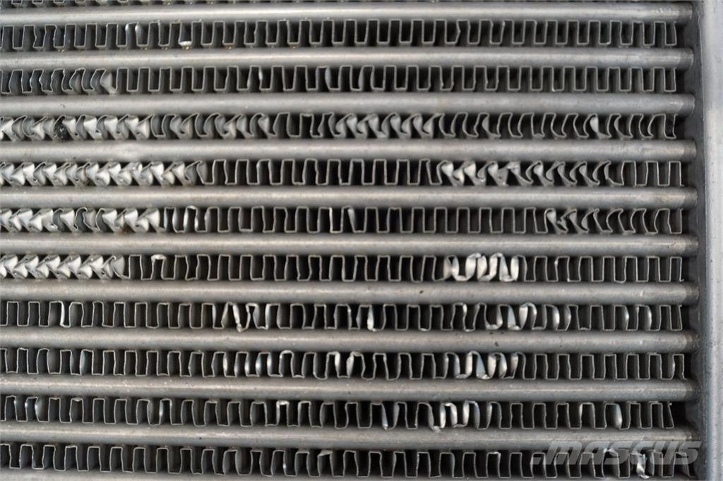 Case IH 621D Radiators