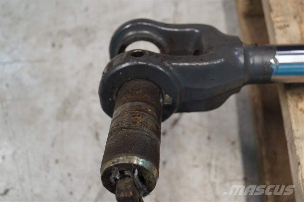 Case IH 621D Hydraulics