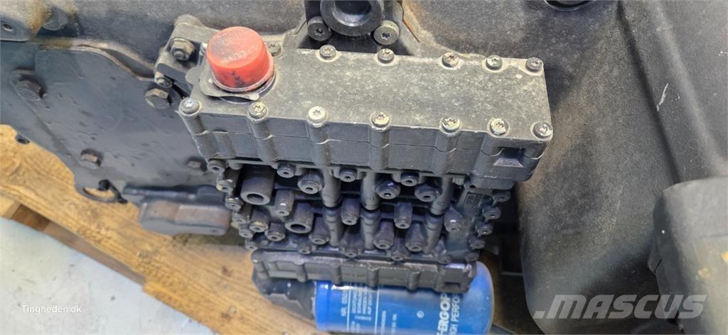 Case IH 721E Transmission