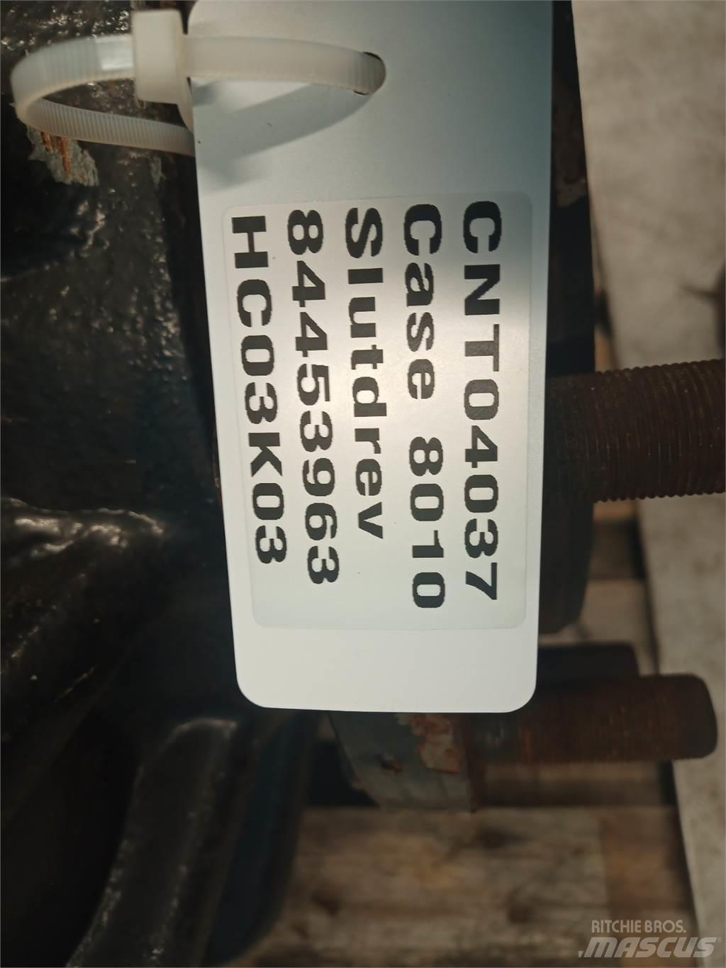 Case IH 8010 Combine harvester accessories