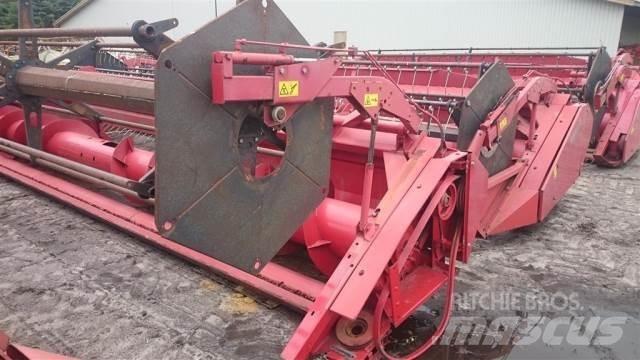 Case IH CF80 Combine harvester accessories