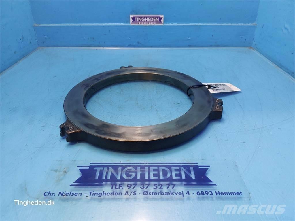 CASE Puma 185 Transmission
