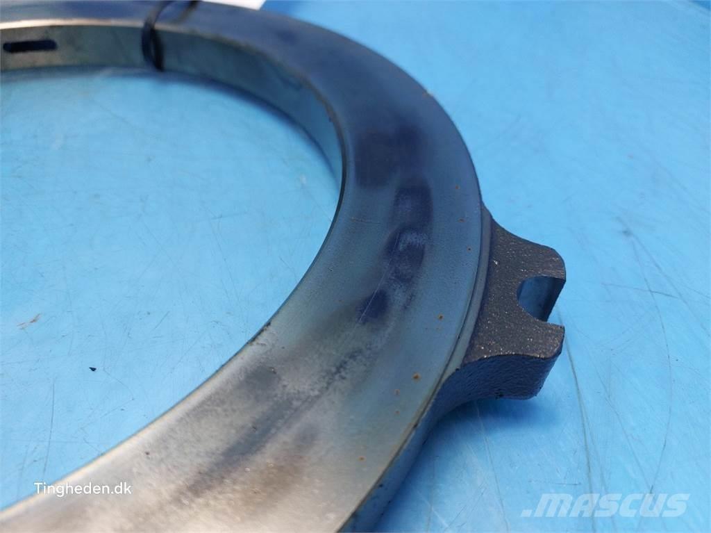CASE Puma 185 Transmission