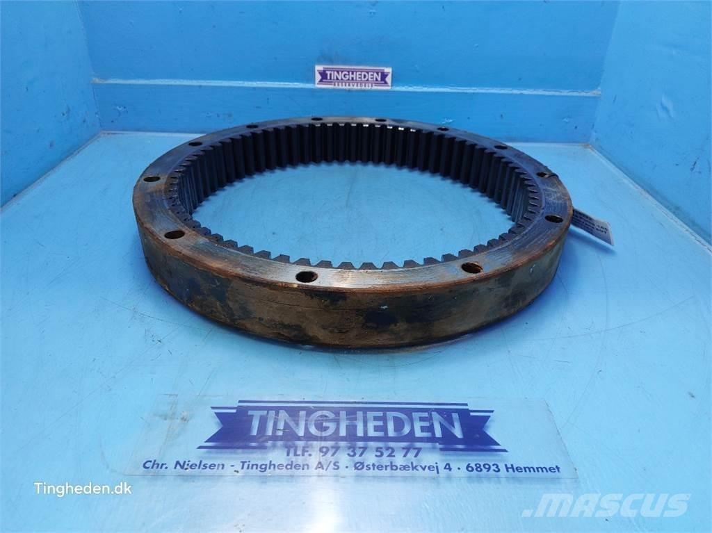 CASE Puma 185 Transmission