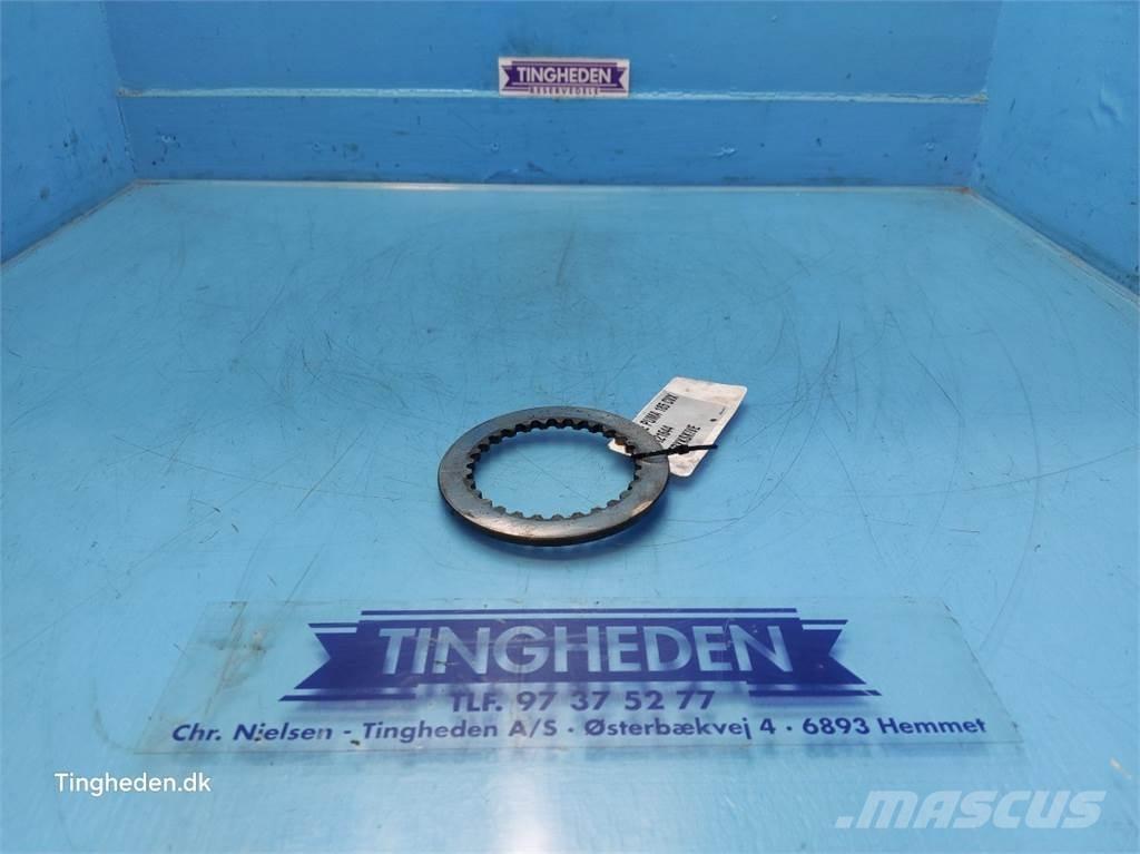 CASE Puma 185 Transmission