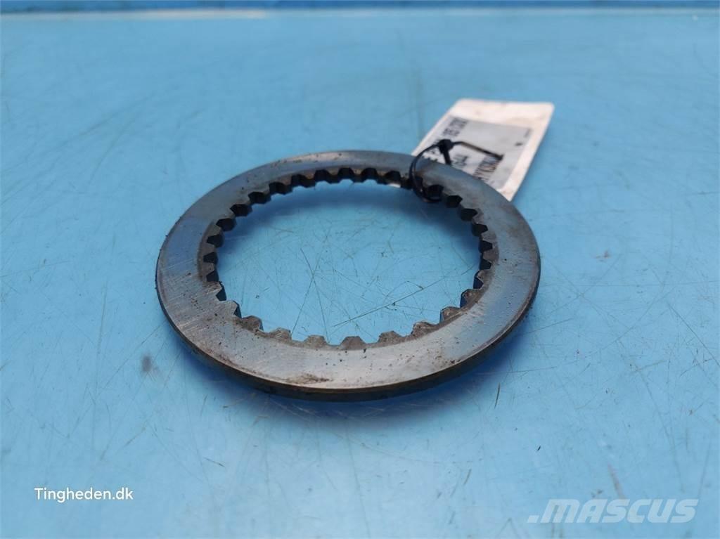 CASE Puma 185 Transmission