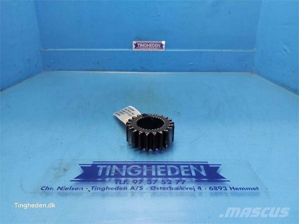CASE Puma 185 Transmission