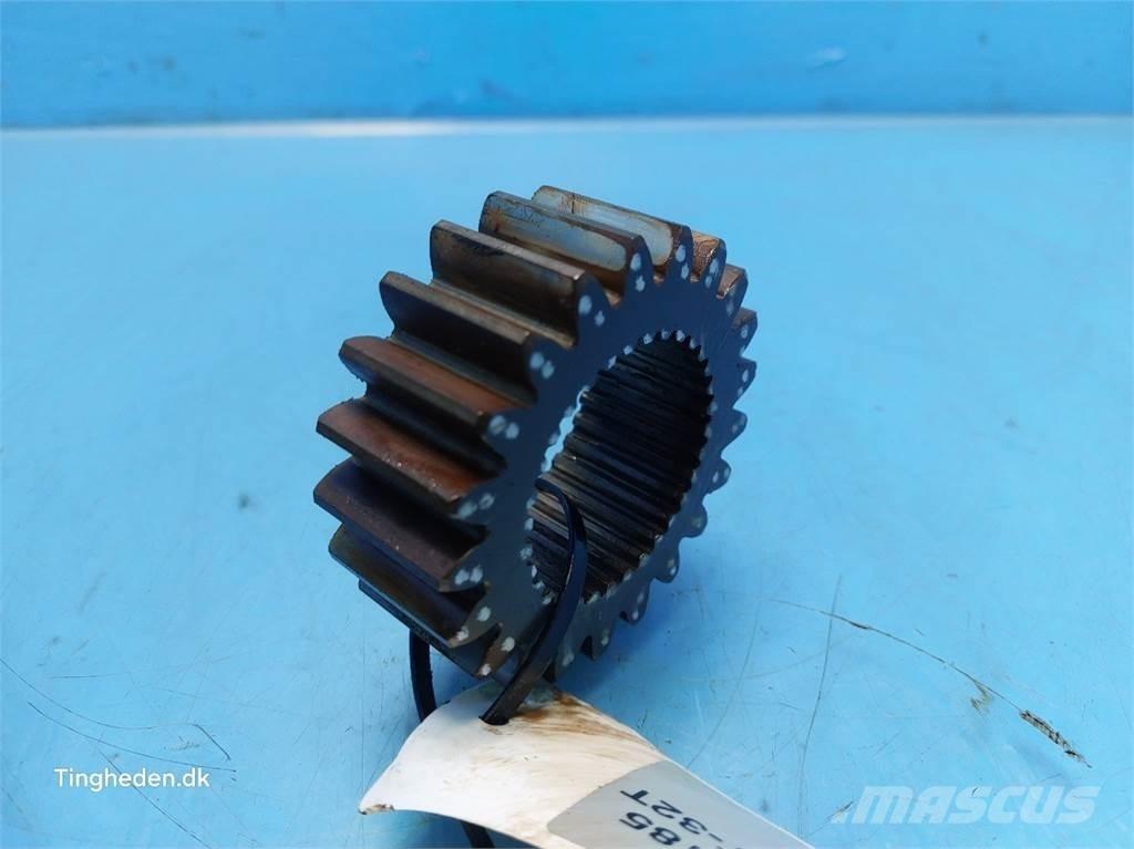 CASE Puma 185 Transmission