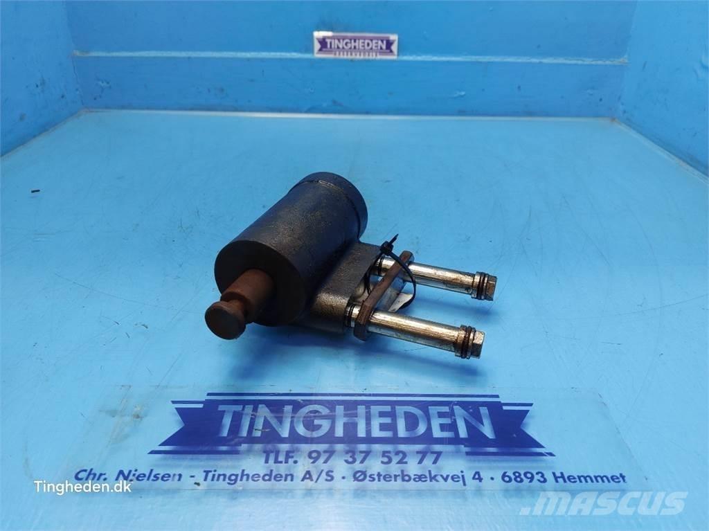 CASE Puma 185 Transmission