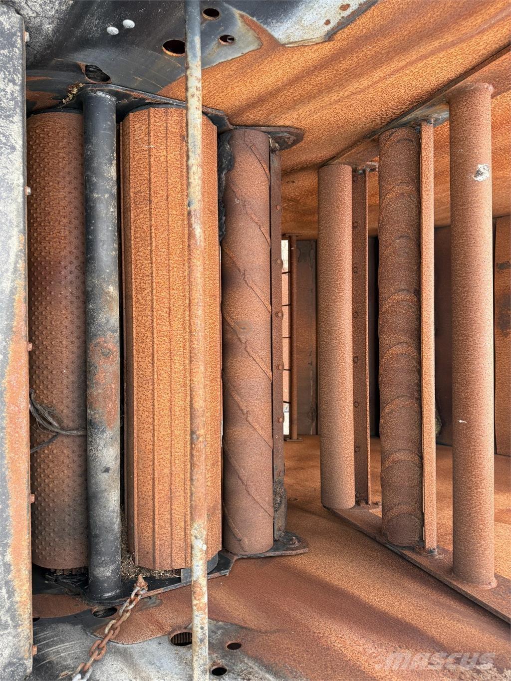 CASE RB464 Round balers