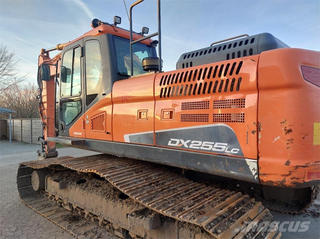 Doosan DX255LC-5 Crawler excavators