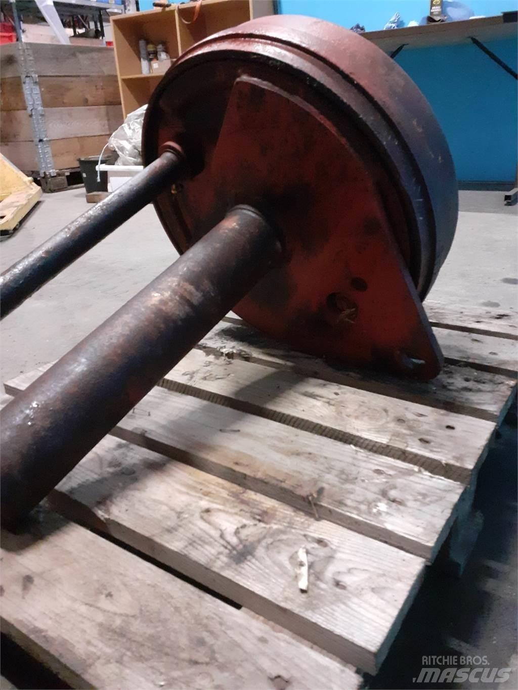 Hesston 4900 Axles