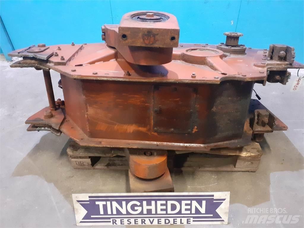 Hesston 4900 Transmission