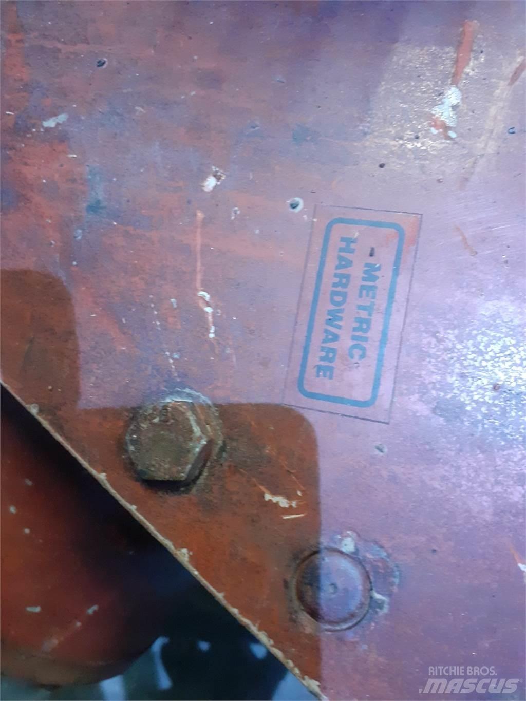 Hesston 4900 Transmission