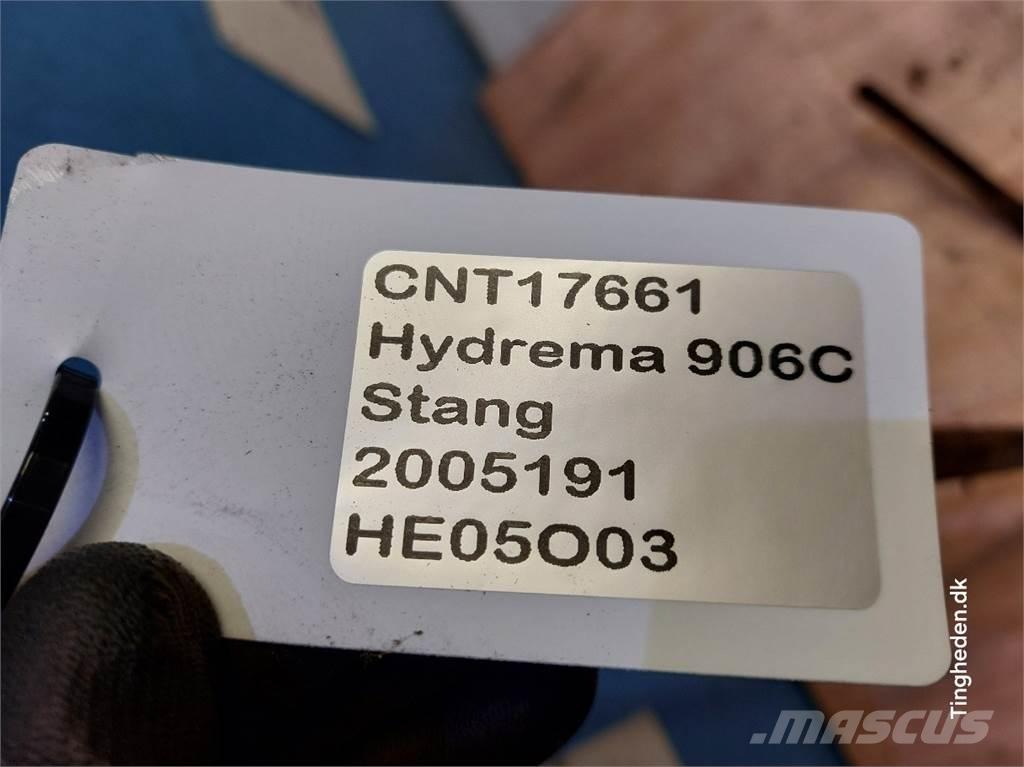 Hydrema 906C Screening buckets