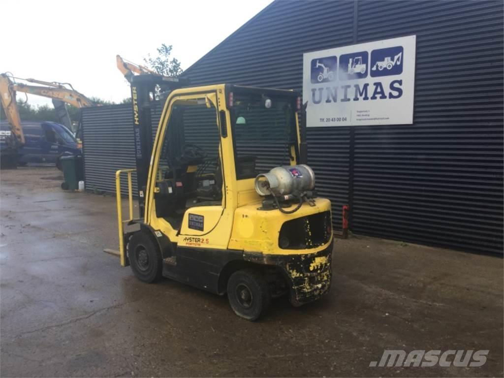 Hyster H2.5FT LPG trucks